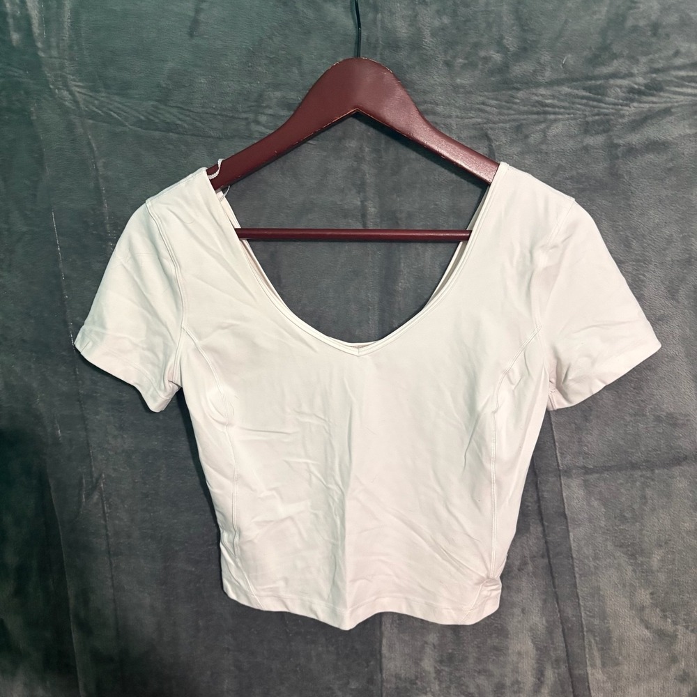 Lululemon blouse Womens 6 Short Sleeve Swoop neck Preppy Yoga Work Out